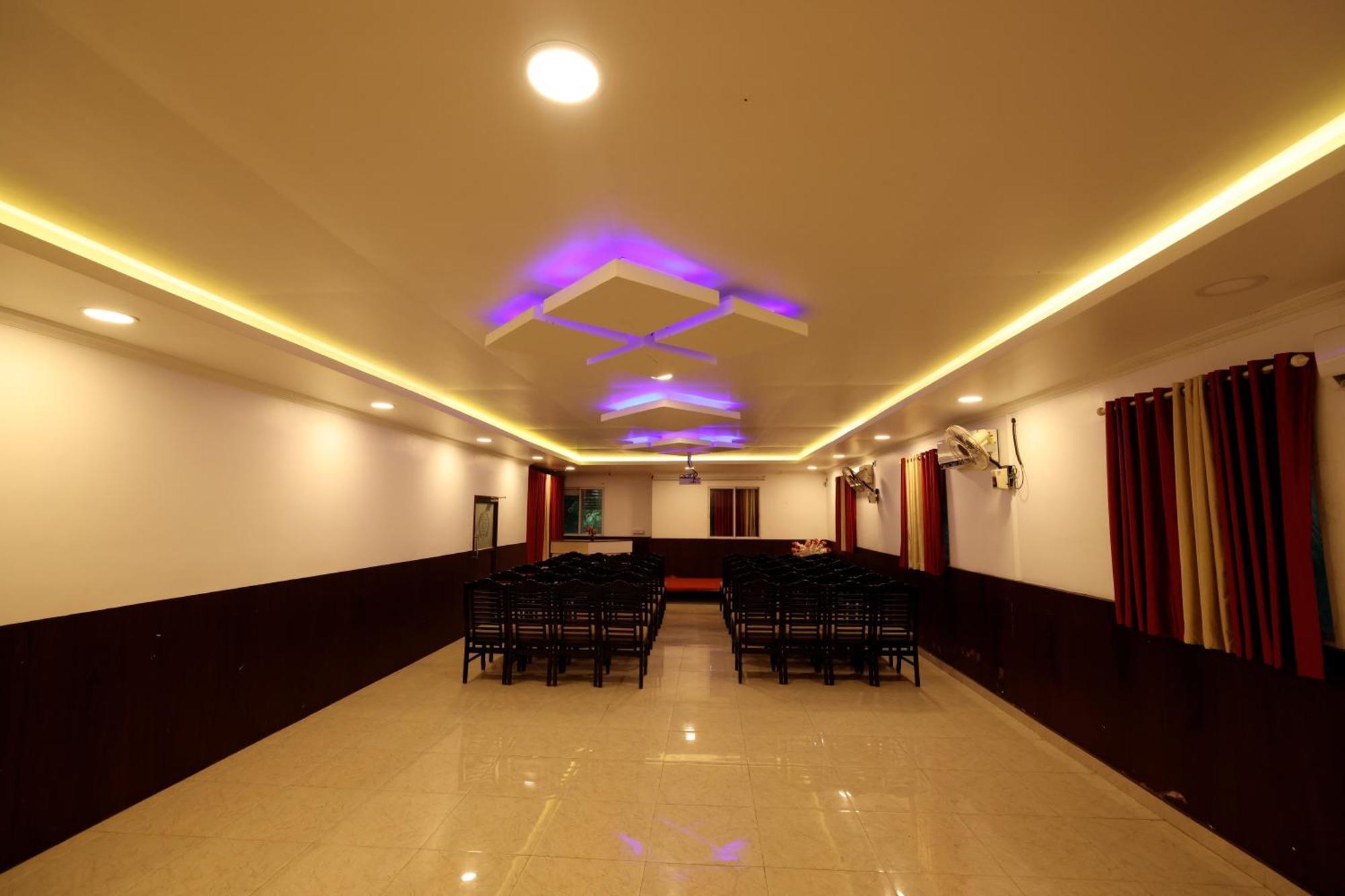 Hydel Palace Athirappilly By Bestinn Leisure Exterior photo