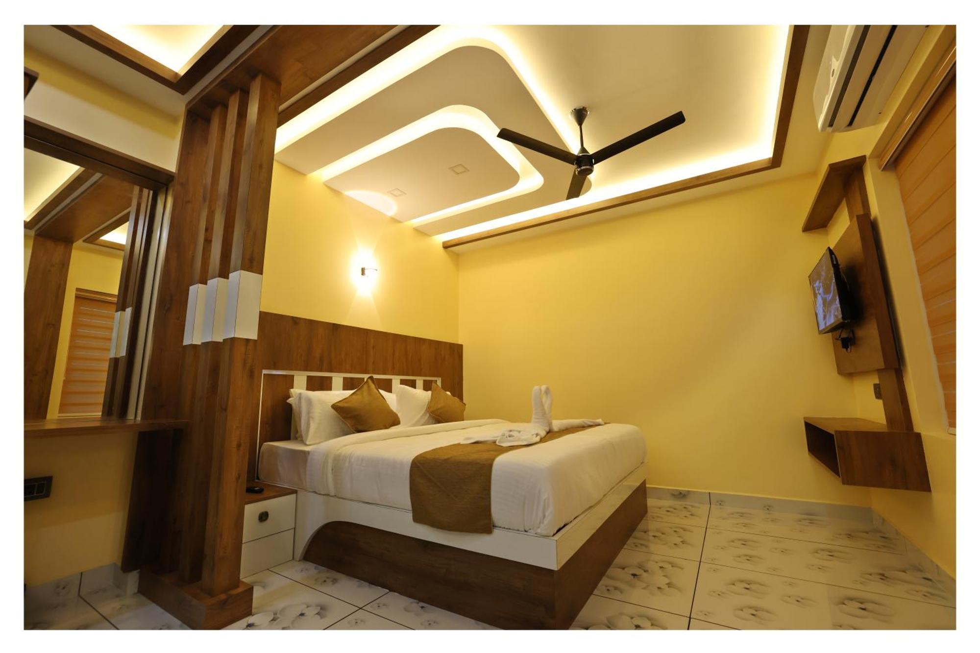Hydel Palace Athirappilly By Bestinn Leisure Exterior photo