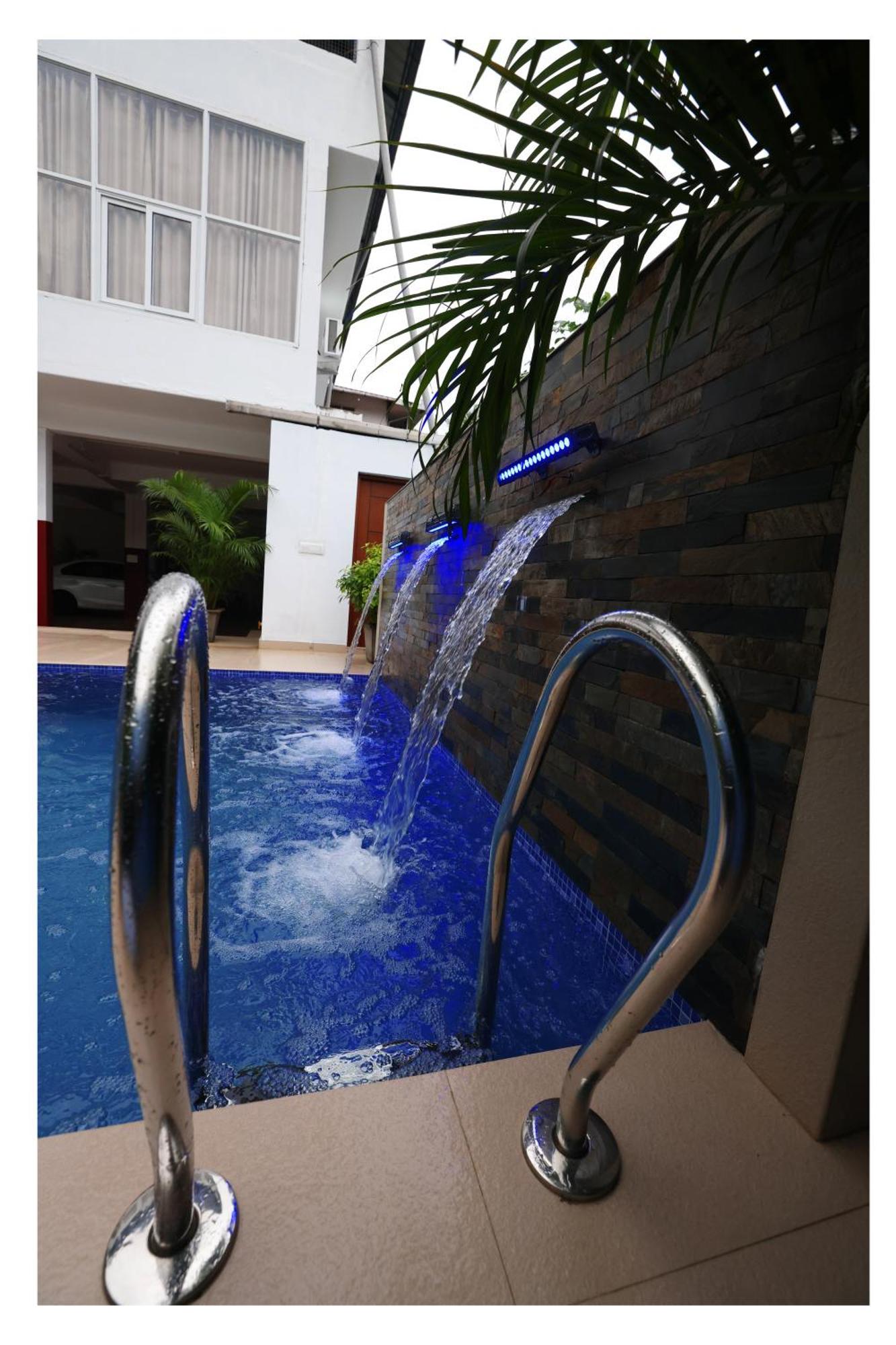 Hydel Palace Athirappilly By Bestinn Leisure Exterior photo