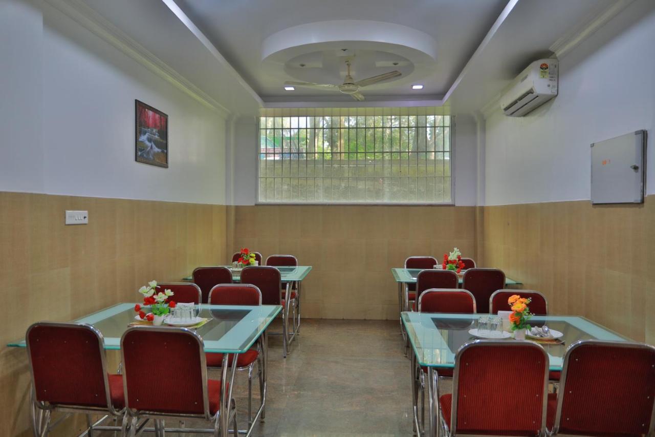 Hydel Palace Athirappilly By Bestinn Leisure Exterior photo